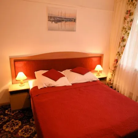 Posejdon 3* פוביירובו