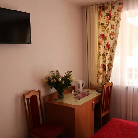 Posejdon לינה וארוחת בוקר 3*